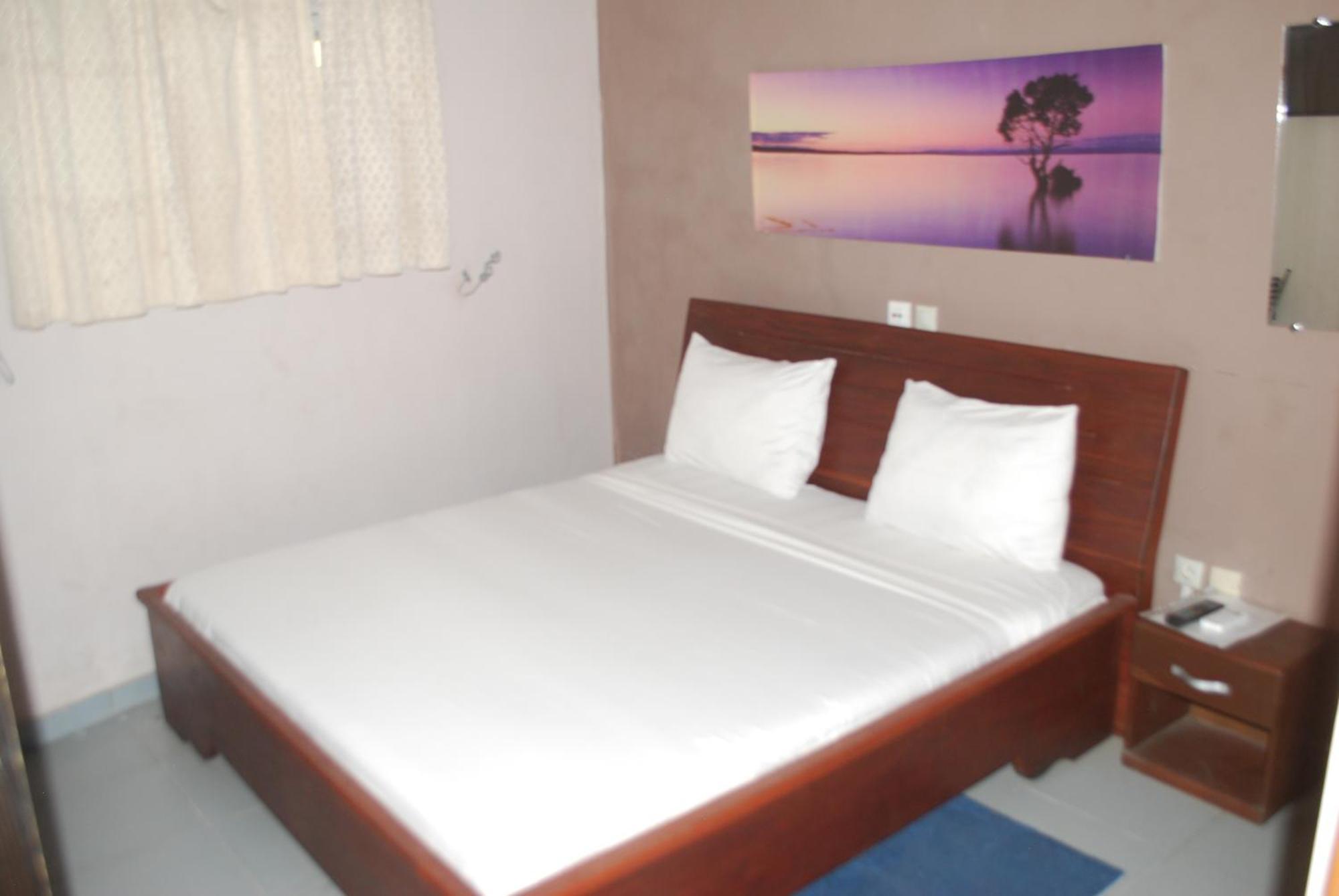 Benin City Center Hotel Κοτονού Εξωτερικό φωτογραφία