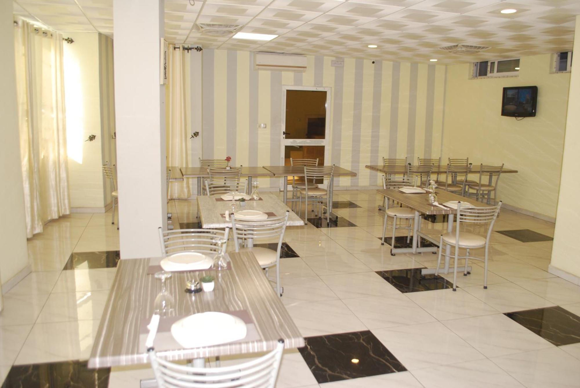 Benin City Center Hotel Κοτονού Εξωτερικό φωτογραφία