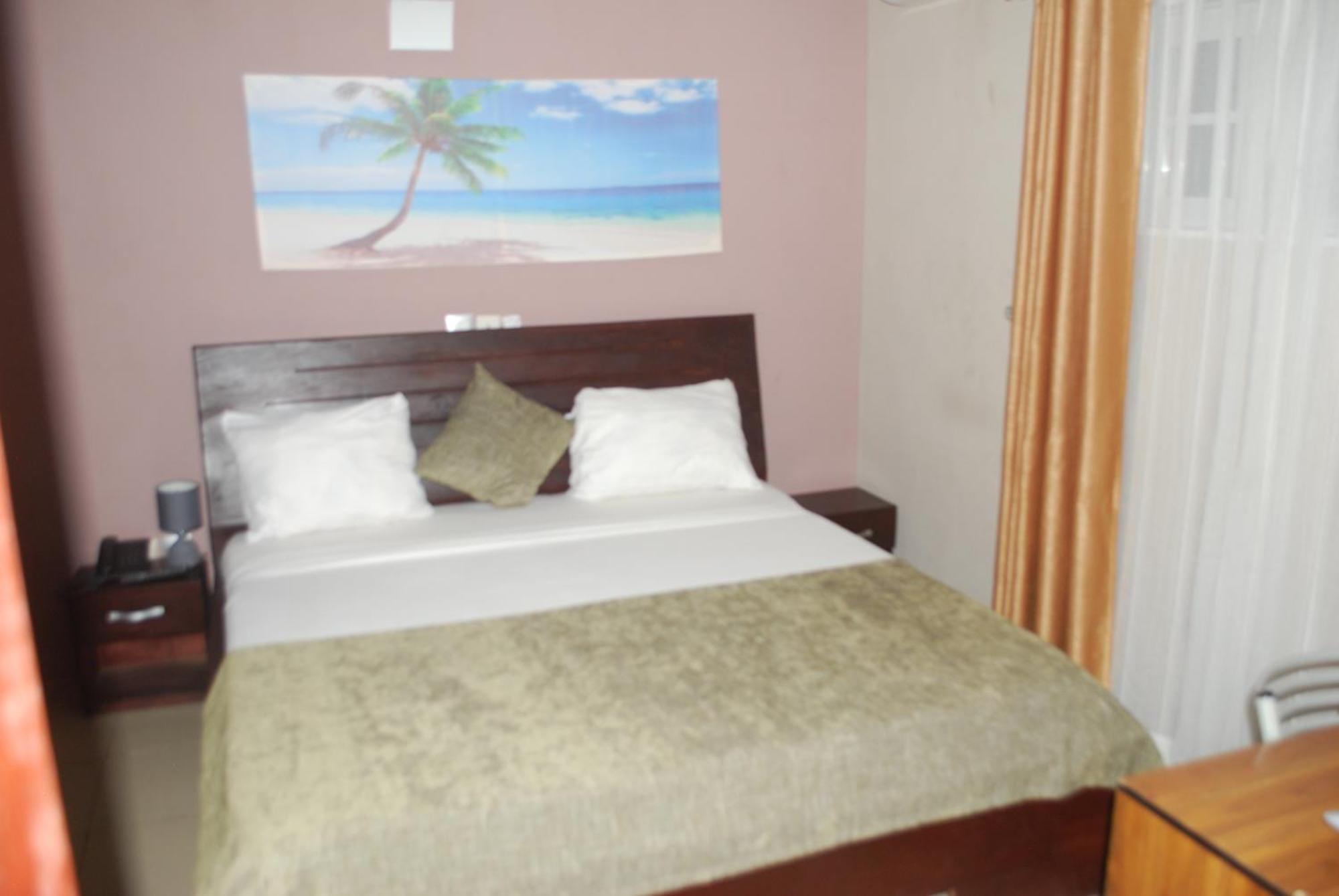 Benin City Center Hotel Κοτονού Εξωτερικό φωτογραφία
